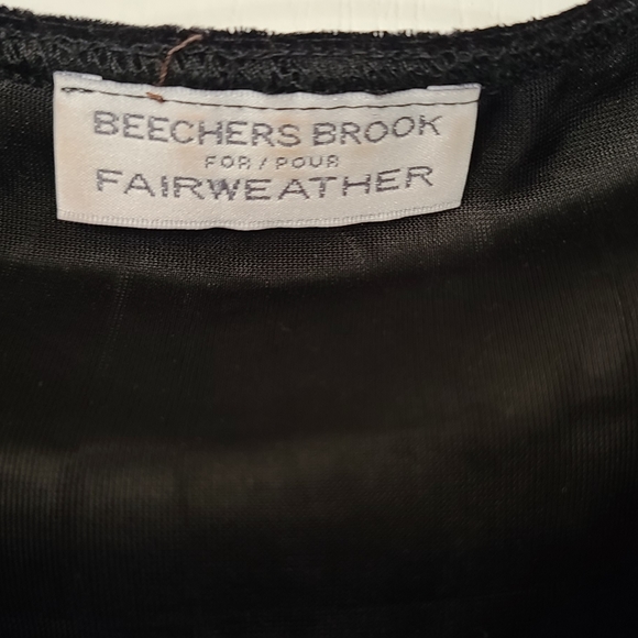 Black velour/velvet flounce sleeve top - Picture 6 of 10